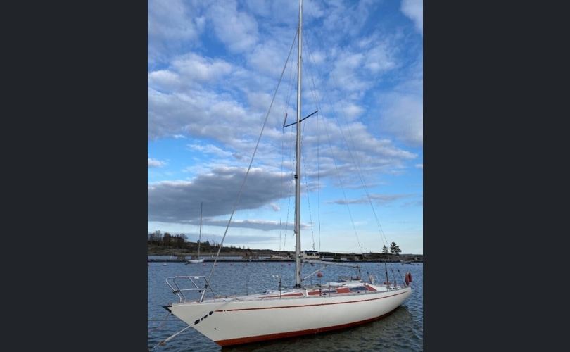 Helmsman Lady-kuva-1